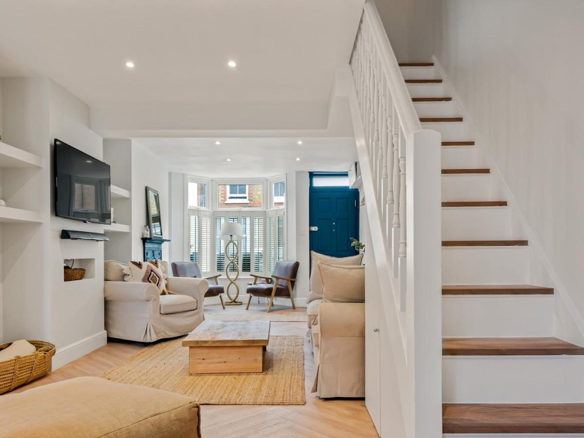 Pass The Keys 3 Bed Scandi Heaven Minutes From The Beach Вітстабл Екстер'єр фото