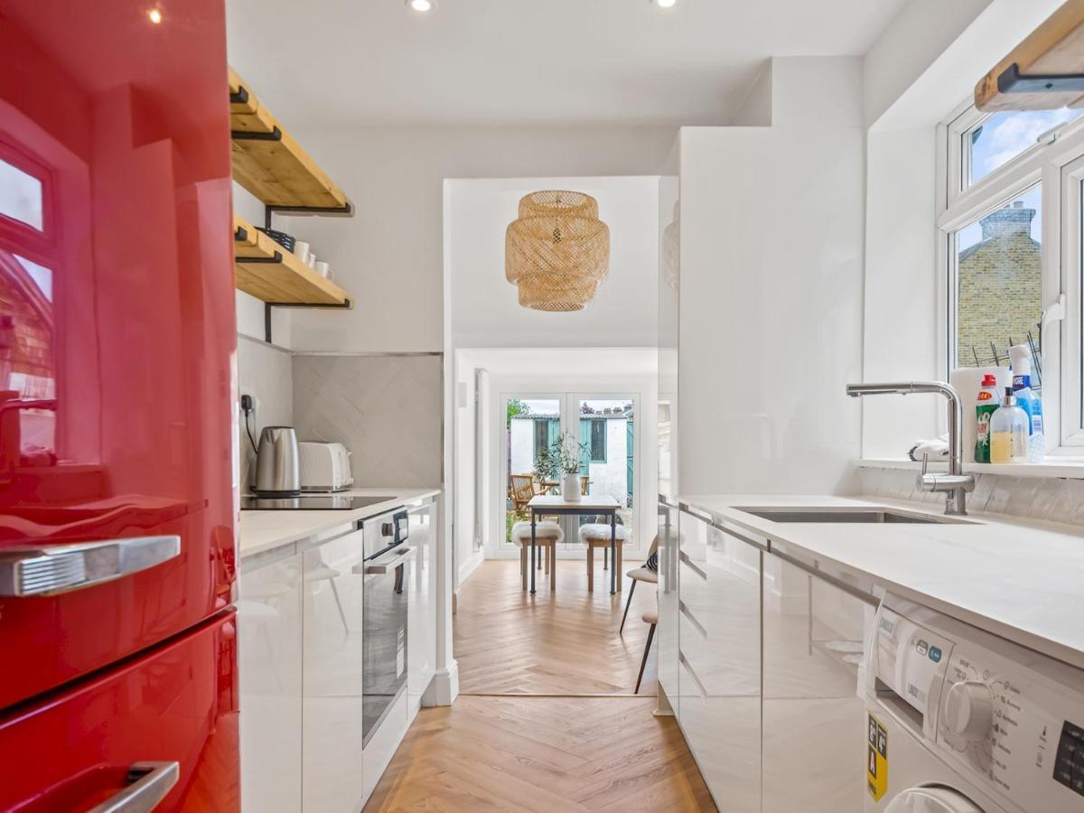 Pass The Keys 3 Bed Scandi Heaven Minutes From The Beach Вітстабл Екстер'єр фото