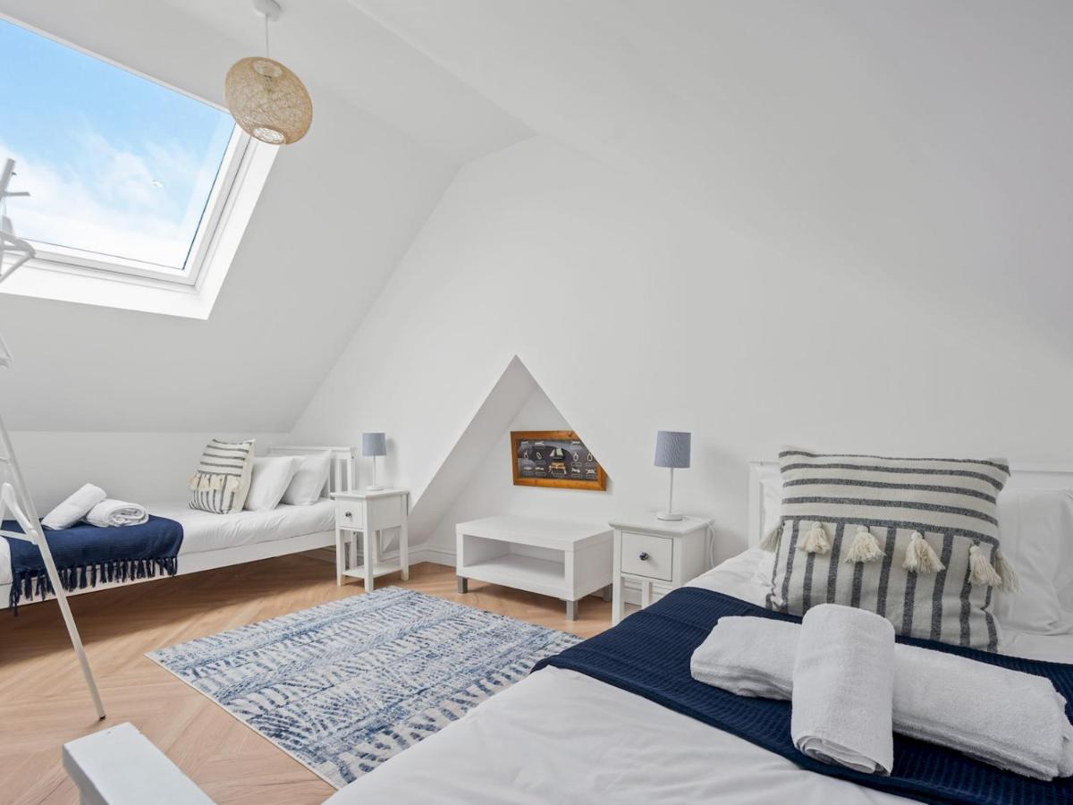Pass The Keys 3 Bed Scandi Heaven Minutes From The Beach Вітстабл Екстер'єр фото